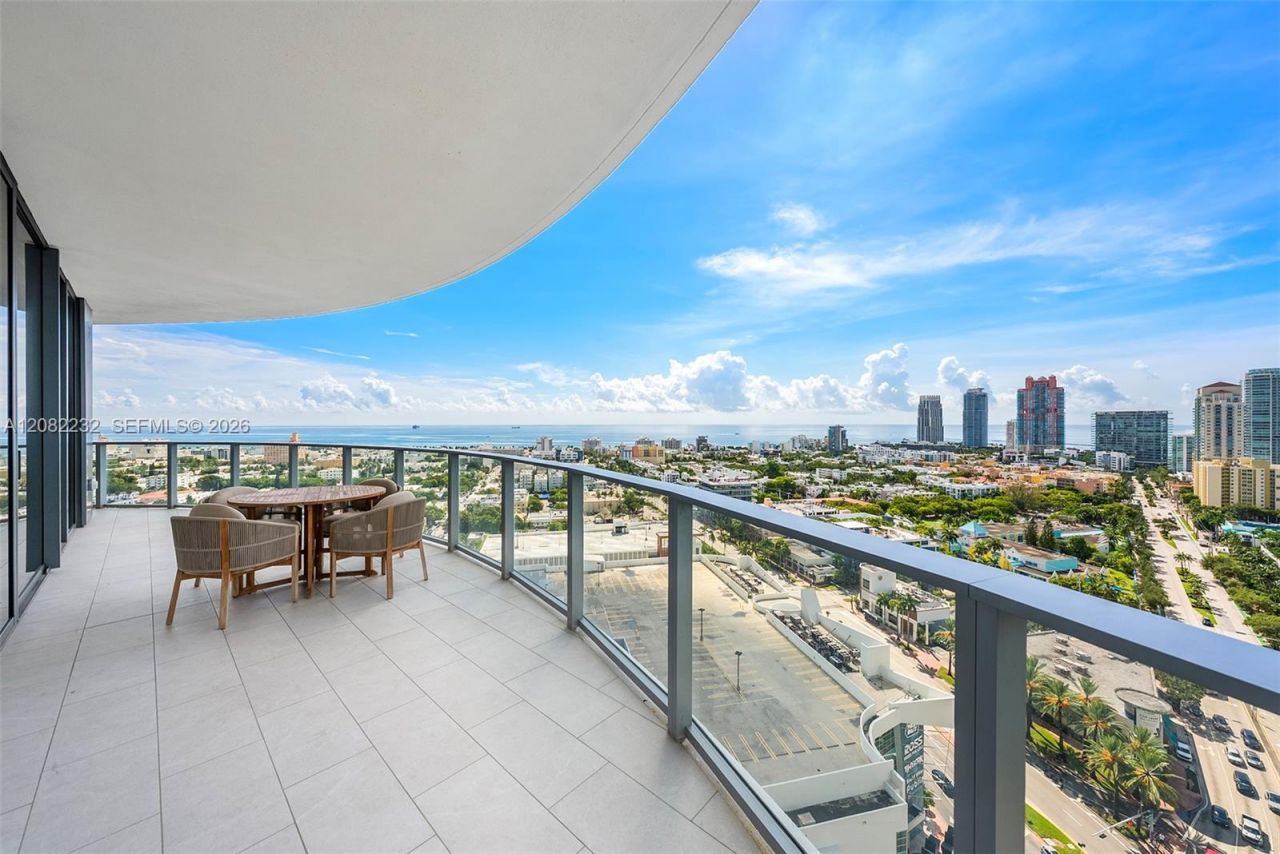 500 Alton Rd, Unit 2318, Miami Beach, FL 33139 Photo