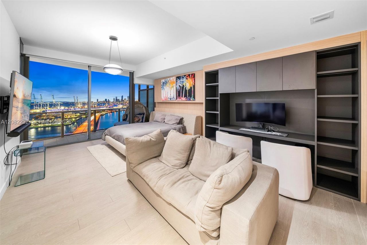 500 Alton Rd, Unit 2318, Miami Beach, FL 33139 Photo