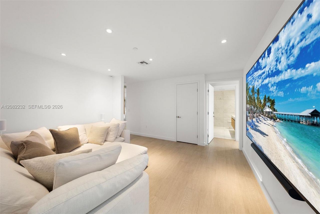 500 Alton Rd, Unit 2318, Miami Beach, FL 33139 Photo
