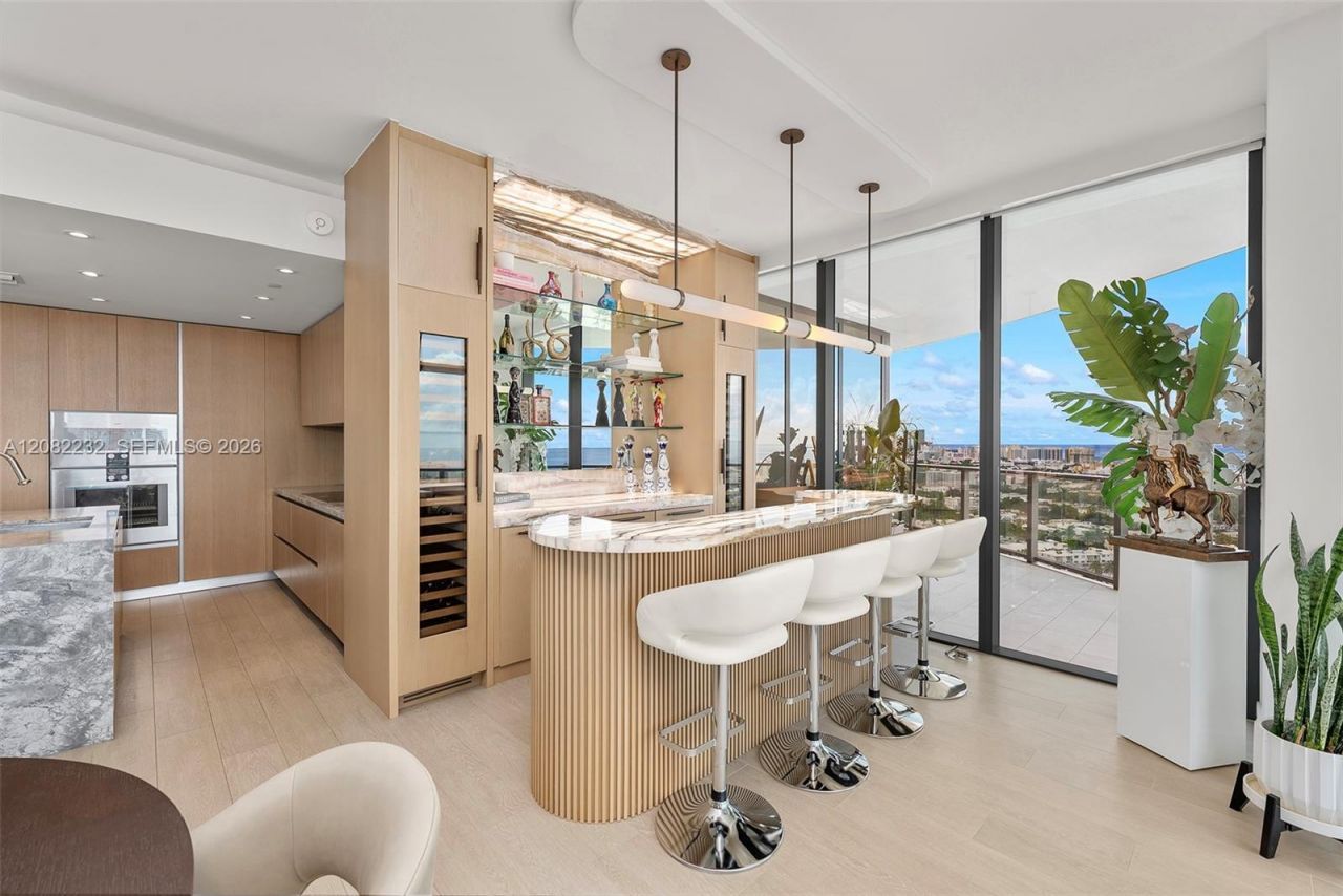 500 Alton Rd, Unit 2318, Miami Beach, FL 33139 Photo