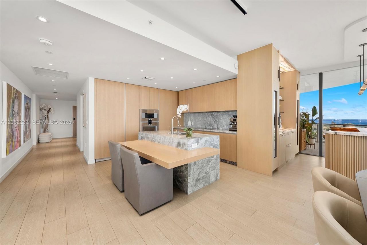 500 Alton Rd, Unit 2318, Miami Beach, FL 33139 Photo