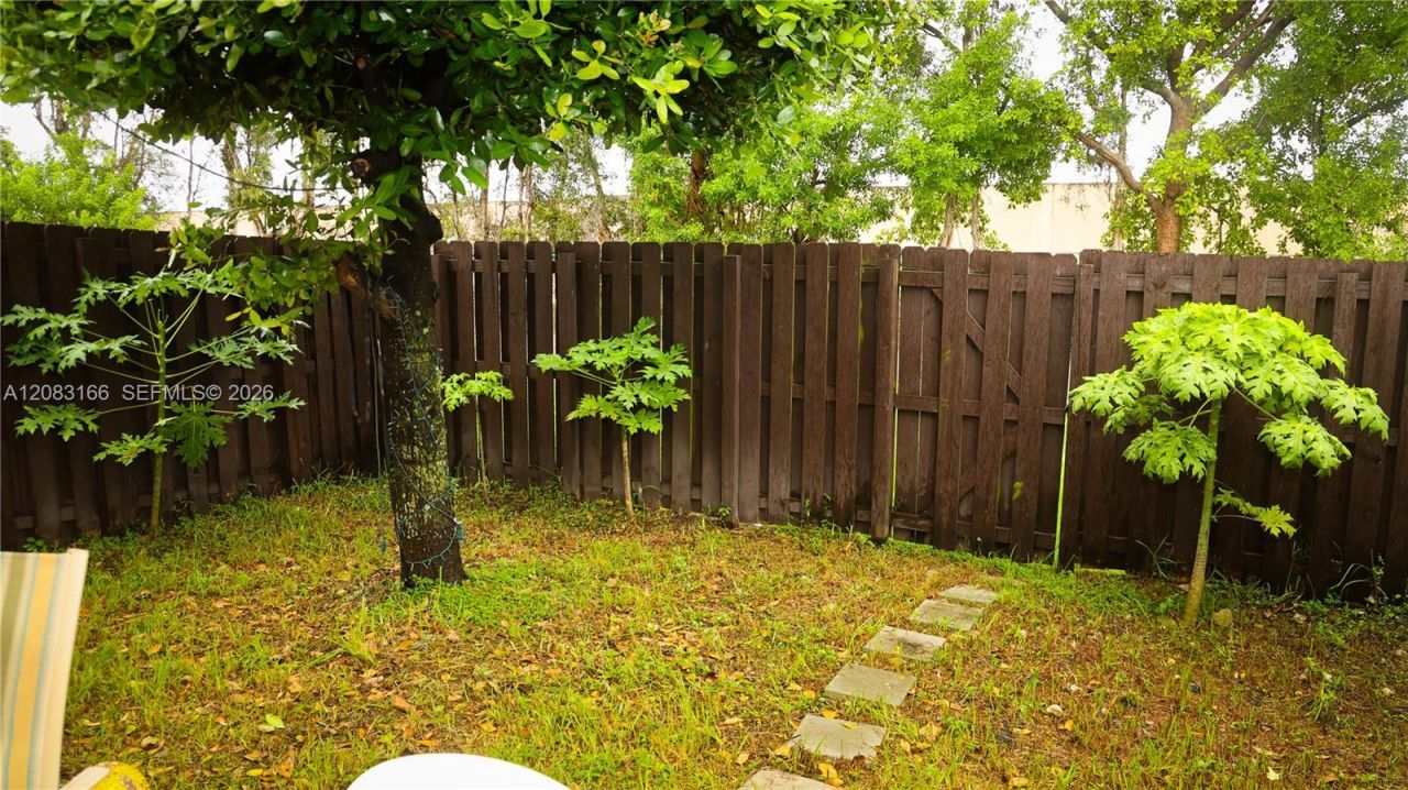 8860 NW 116 Path, Doral, FL 33178 Photo