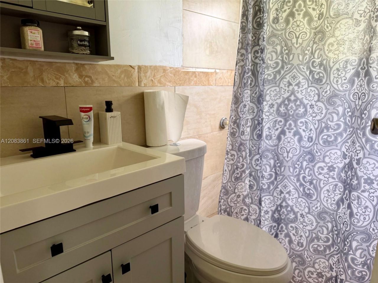 2440 NW 57th St , Miami, FL 33142 Photo