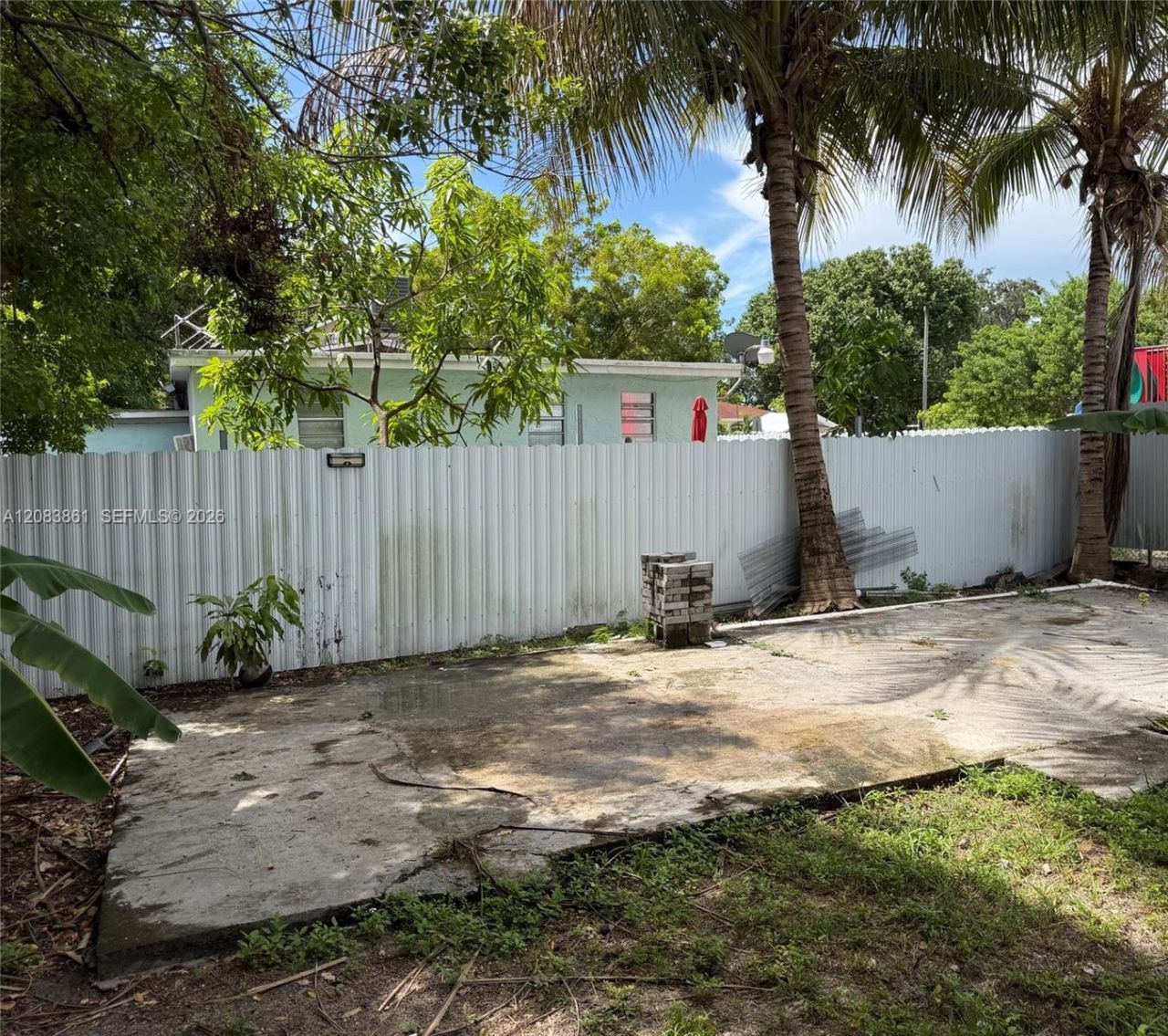 2440 NW 57th St , Miami, FL 33142 Photo