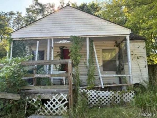 1111 Cole Avenue , Poplar Bluff, MO 63901