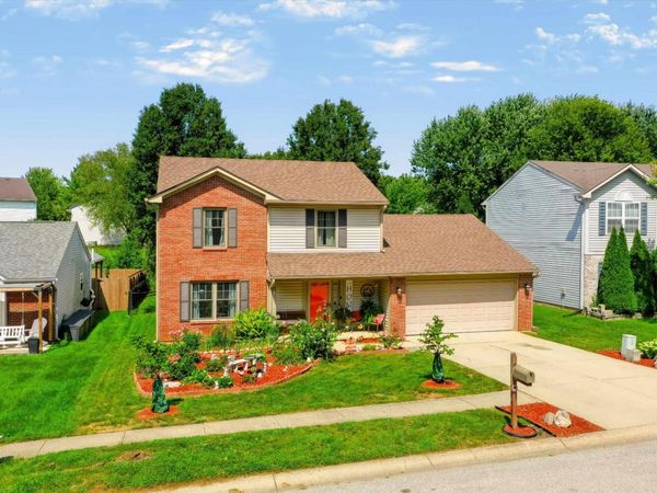 1544 W Edinburgh Bend, Bloomington, IN 47403