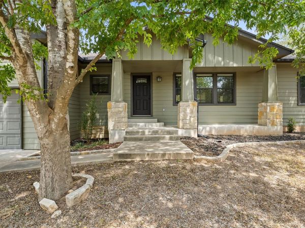 116 Laumaia LN, Bastrop, TX 78602