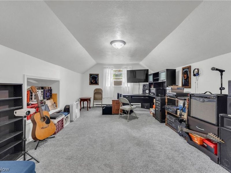 9958 Dupont Drive, Columbia Station, OH 44028 Photo 18