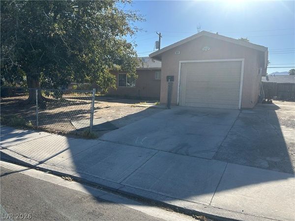 1004 Newport Street, Las Vegas, NV 89110