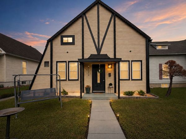 326 South Sycamore , Centralia, IL 62801