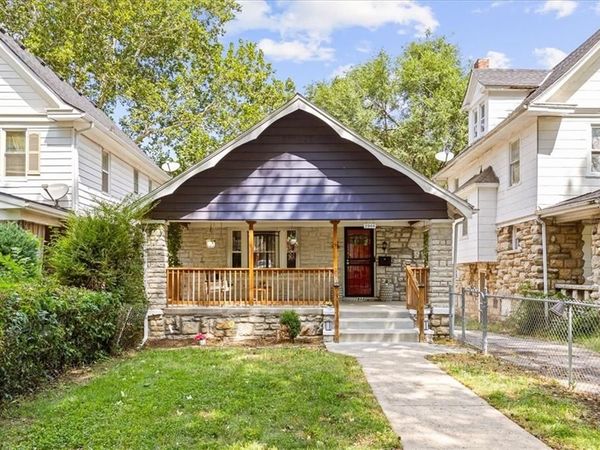 2944 Lockridge Avenue, Kansas City, MO 64129