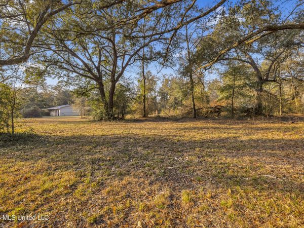 Nhn Money Farm Road, Ocean Springs, MS 39564