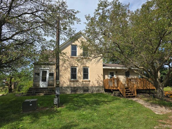 35489 585th Avenue, Lafayette, MN 56054