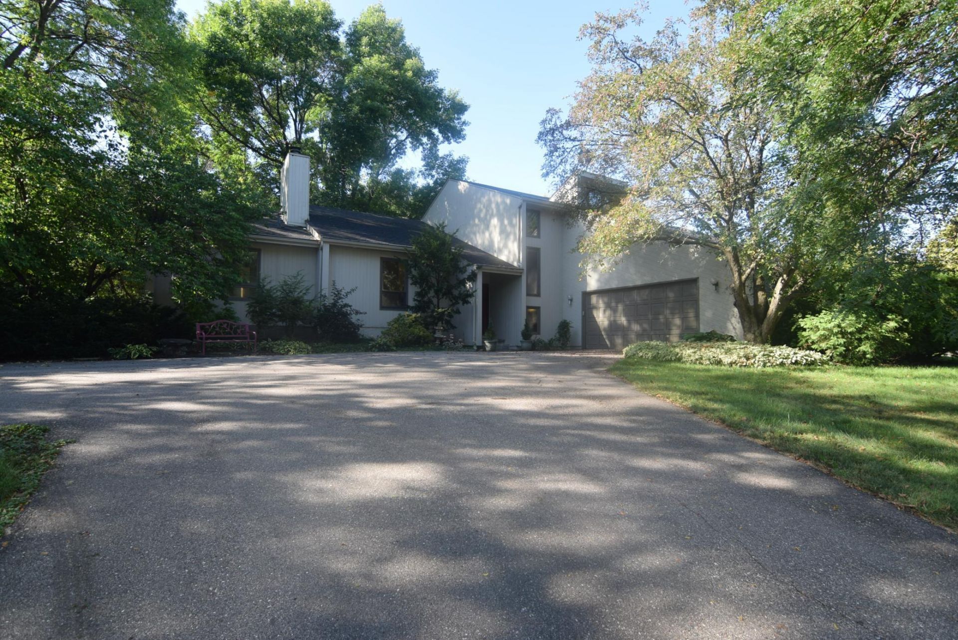 91 S Shannon Drive , Shakopee, MN 55379 Main Photo