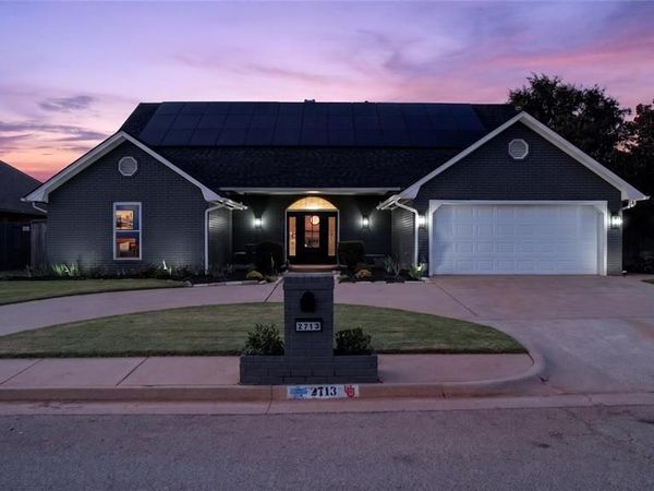 2713 NW 157th Street, Edmond, OK 73013