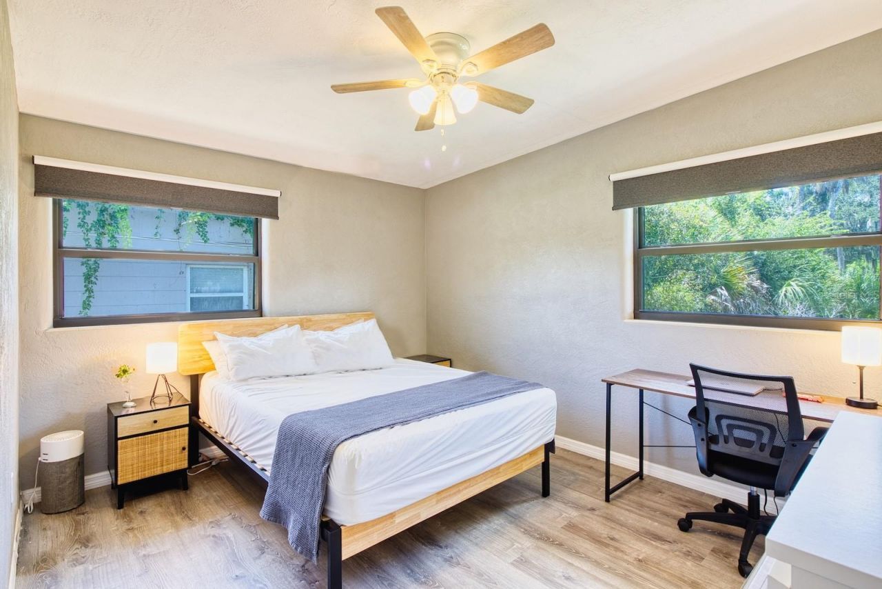 628 N Duss Street, New Smyrna Beach, FL 32168 Photo