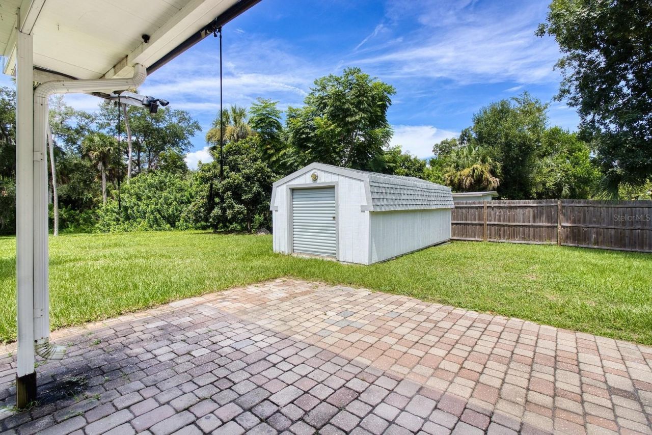 628 N Duss Street, New Smyrna Beach, FL 32168 Photo