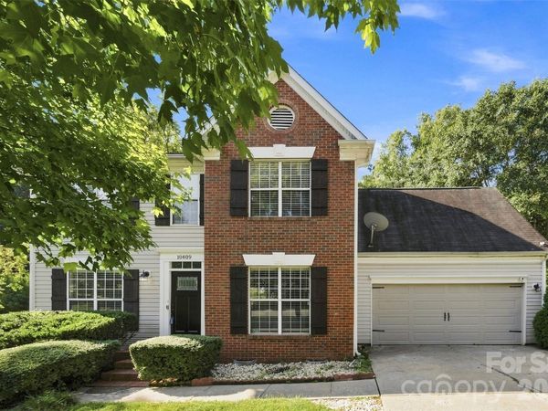 10409 Northwoods Forest Drive , Charlotte, NC 28214