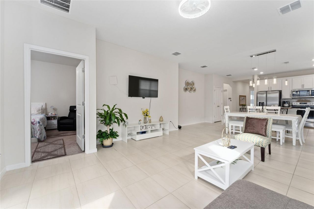 1880 Spring Shower Circle , Kissimmee, FL 34744 Photo