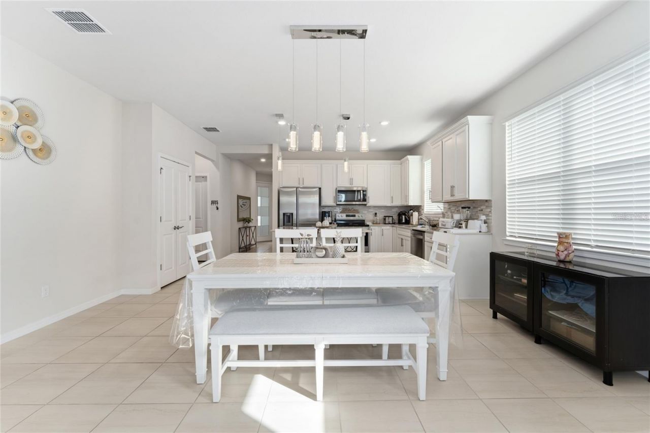 1880 Spring Shower Circle , Kissimmee, FL 34744 Photo