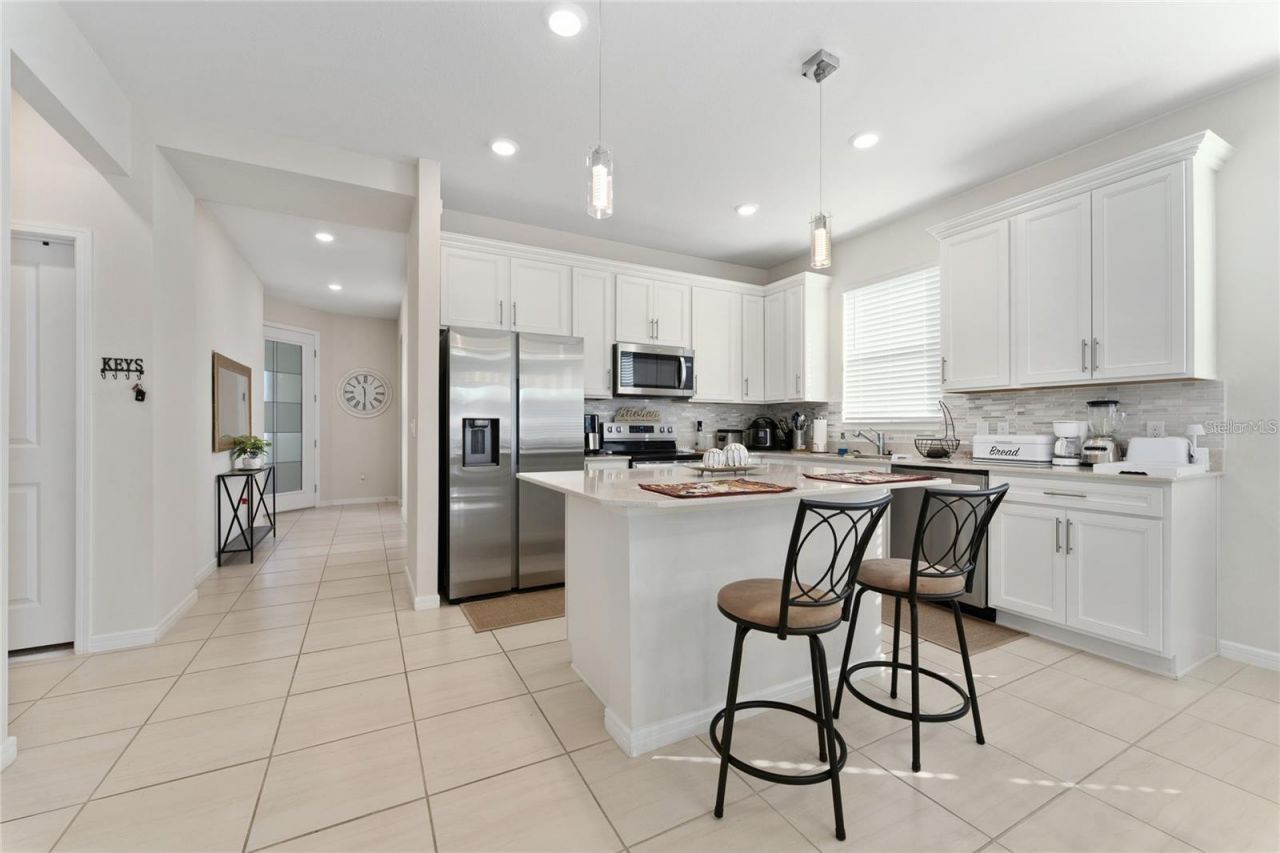 1880 Spring Shower Circle , Kissimmee, FL 34744 Photo