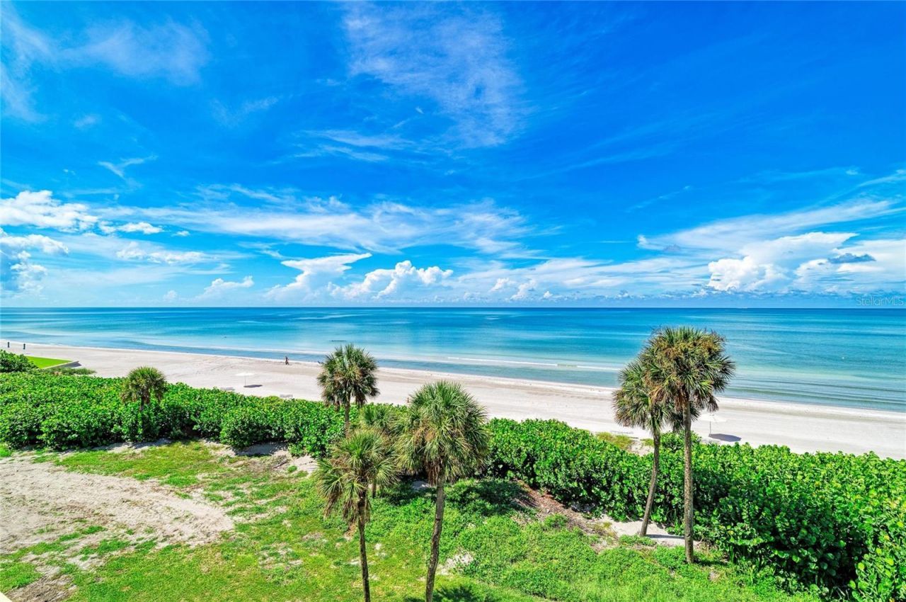 1055 Gulf Of Mexico Drive, Unit 301, Longboat Key, FL 34228 Photo