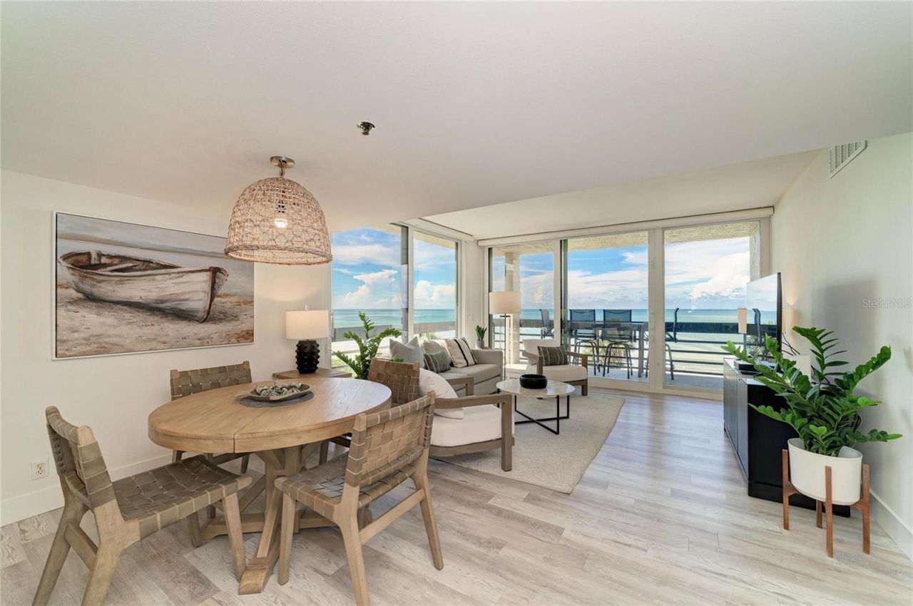 1055 Gulf Of Mexico Drive, Unit 301, Longboat Key, FL 34228 Photo