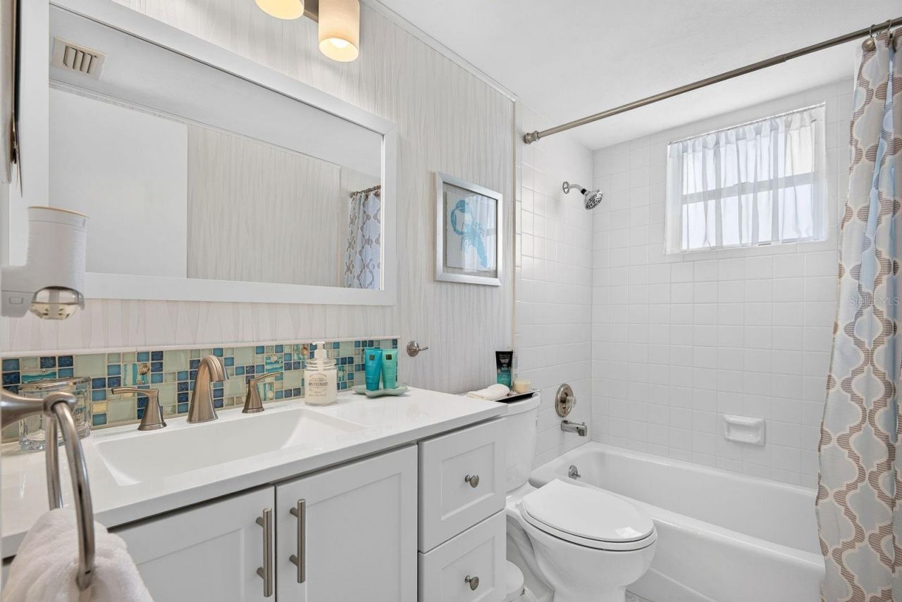 4240 Ironwood Circle, Unit 302A, Bradenton, FL 34209 Photo
