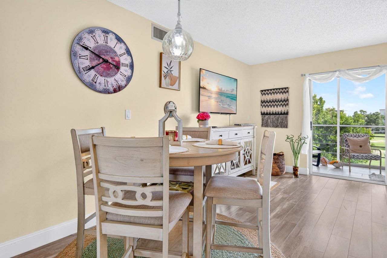 4240 Ironwood Circle, Unit 302A, Bradenton, FL 34209 Photo