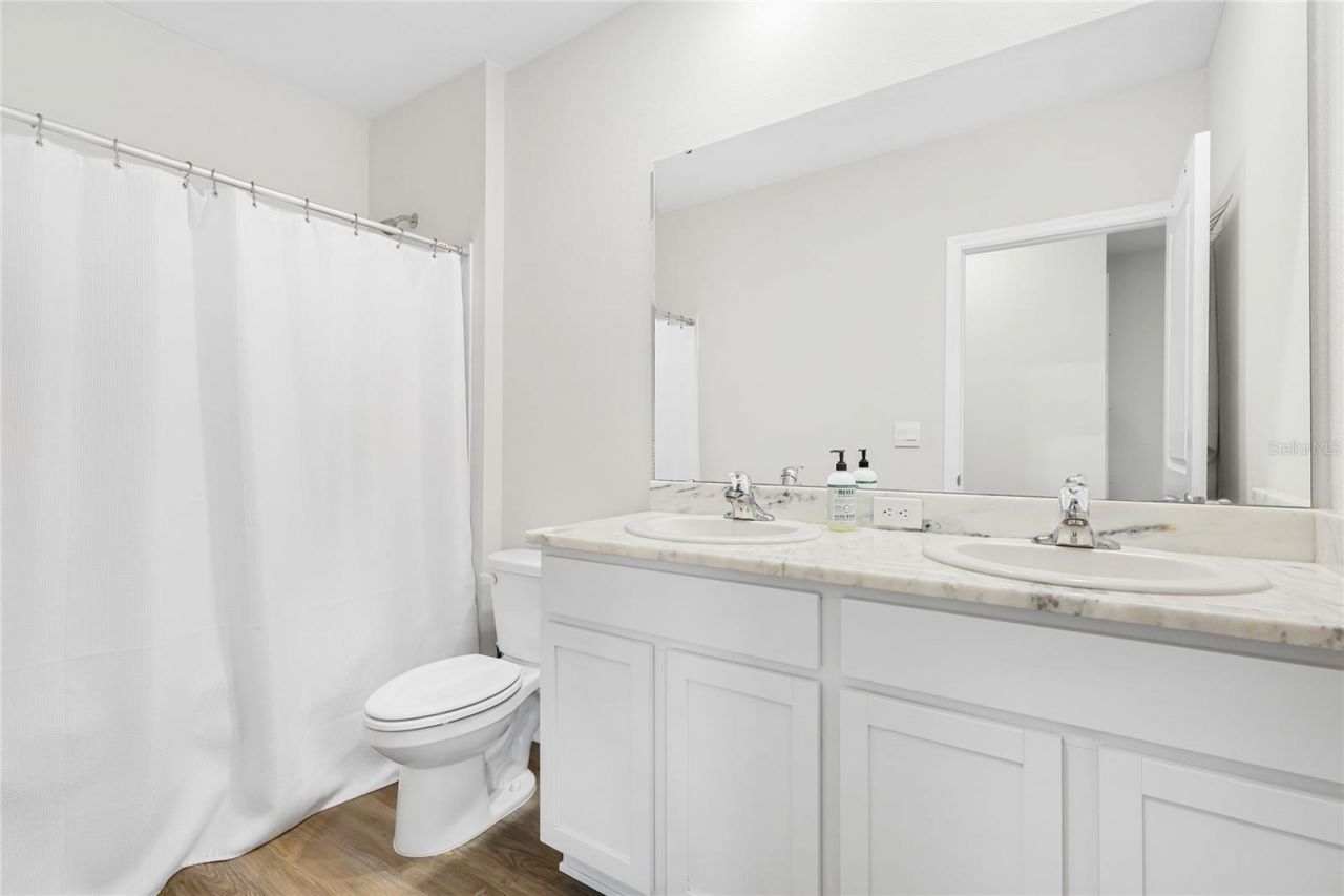3391 Hilltop Circle , Bradenton, FL 34211 Photo