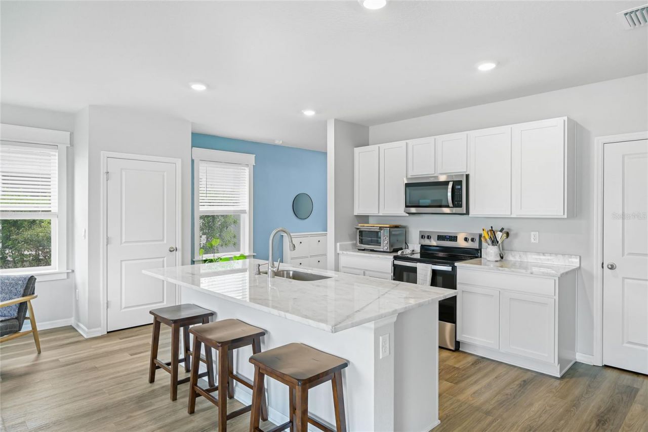 3391 Hilltop Circle , Bradenton, FL 34211 Photo
