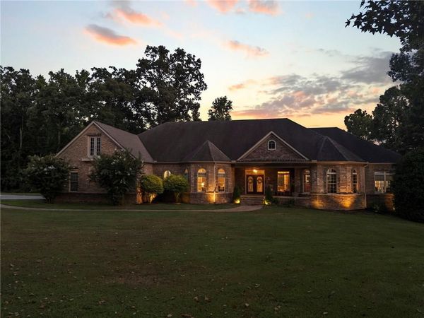 456 E Valley Road NE, Rydal, GA 30171