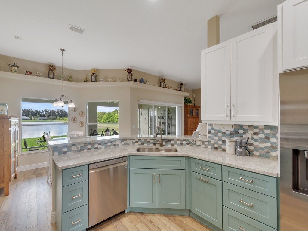 5625 Riverboat Circle Sw, Vero Beach, FL 32968 Photo