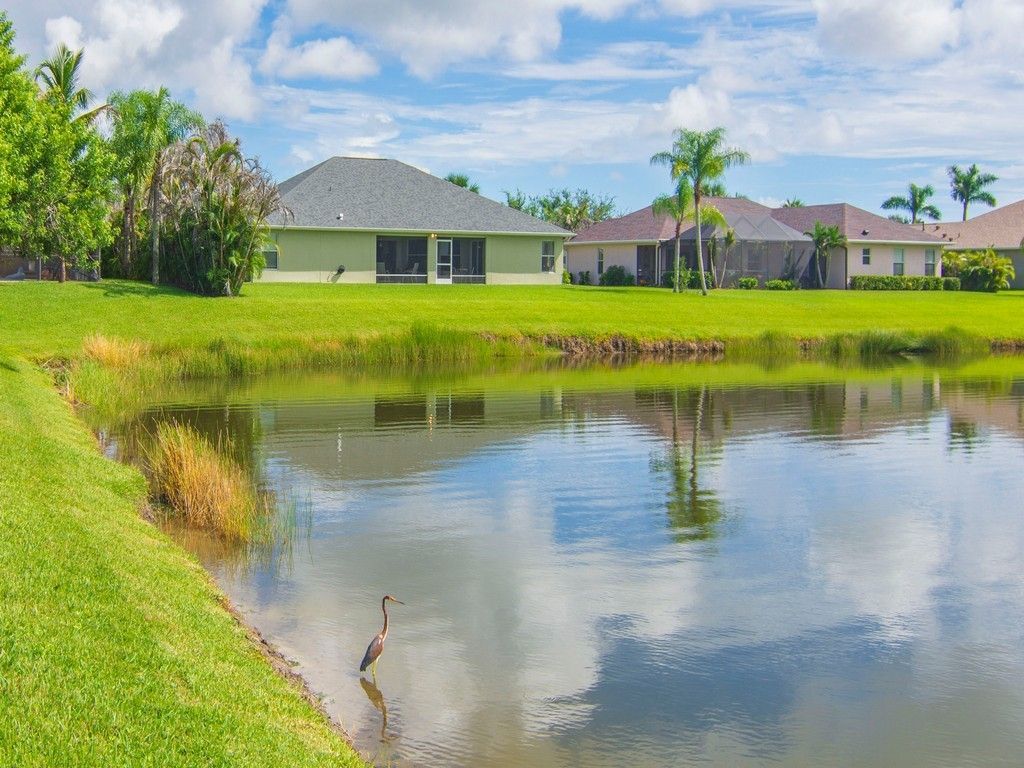 5625 Riverboat Circle Sw, Vero Beach, FL 32968 Photo