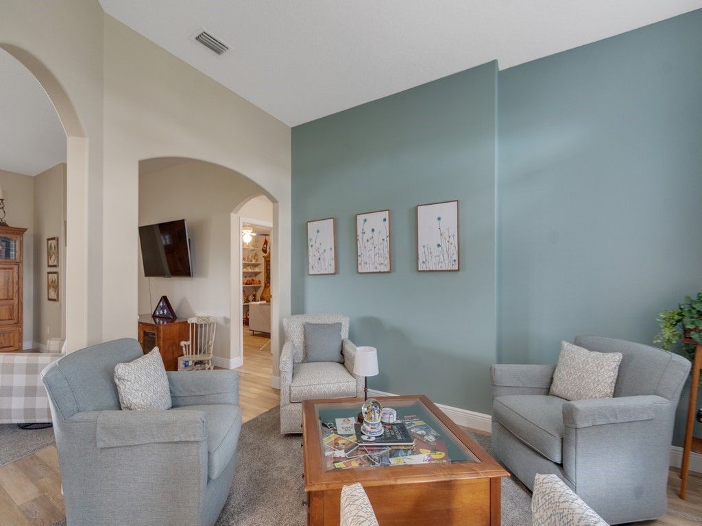 5625 Riverboat Circle Sw, Vero Beach, FL 32968 Photo