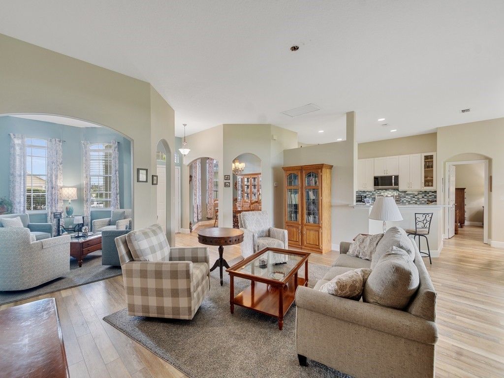 5625 Riverboat Circle Sw, Vero Beach, FL 32968 Photo