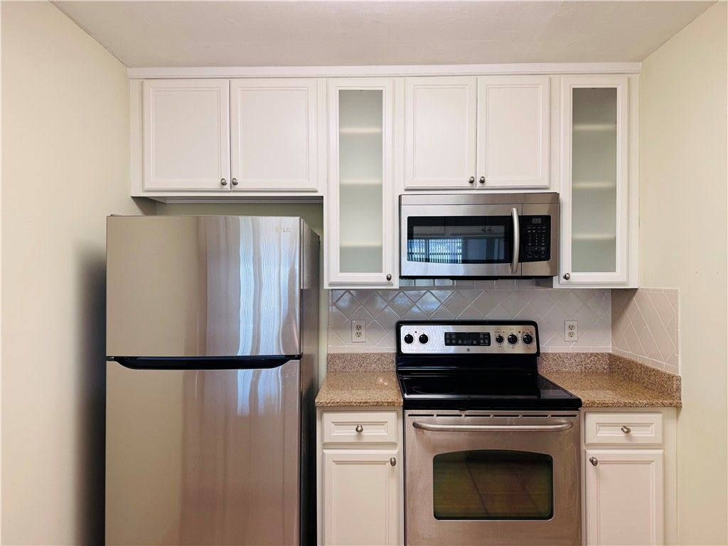 25 Plantation Drive, Unit 105, Vero Beach, FL 32966 Photo
