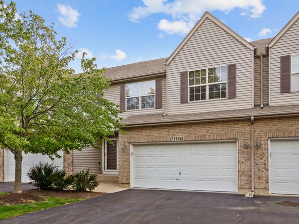 11143 DOUGLAS Avenue , Huntley, IL 60142