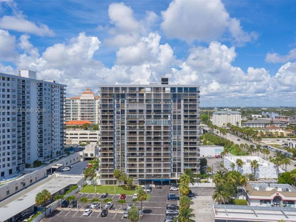 3031 N Ocean Blvd , Unit 305, Fort Lauderdale, FL 33308