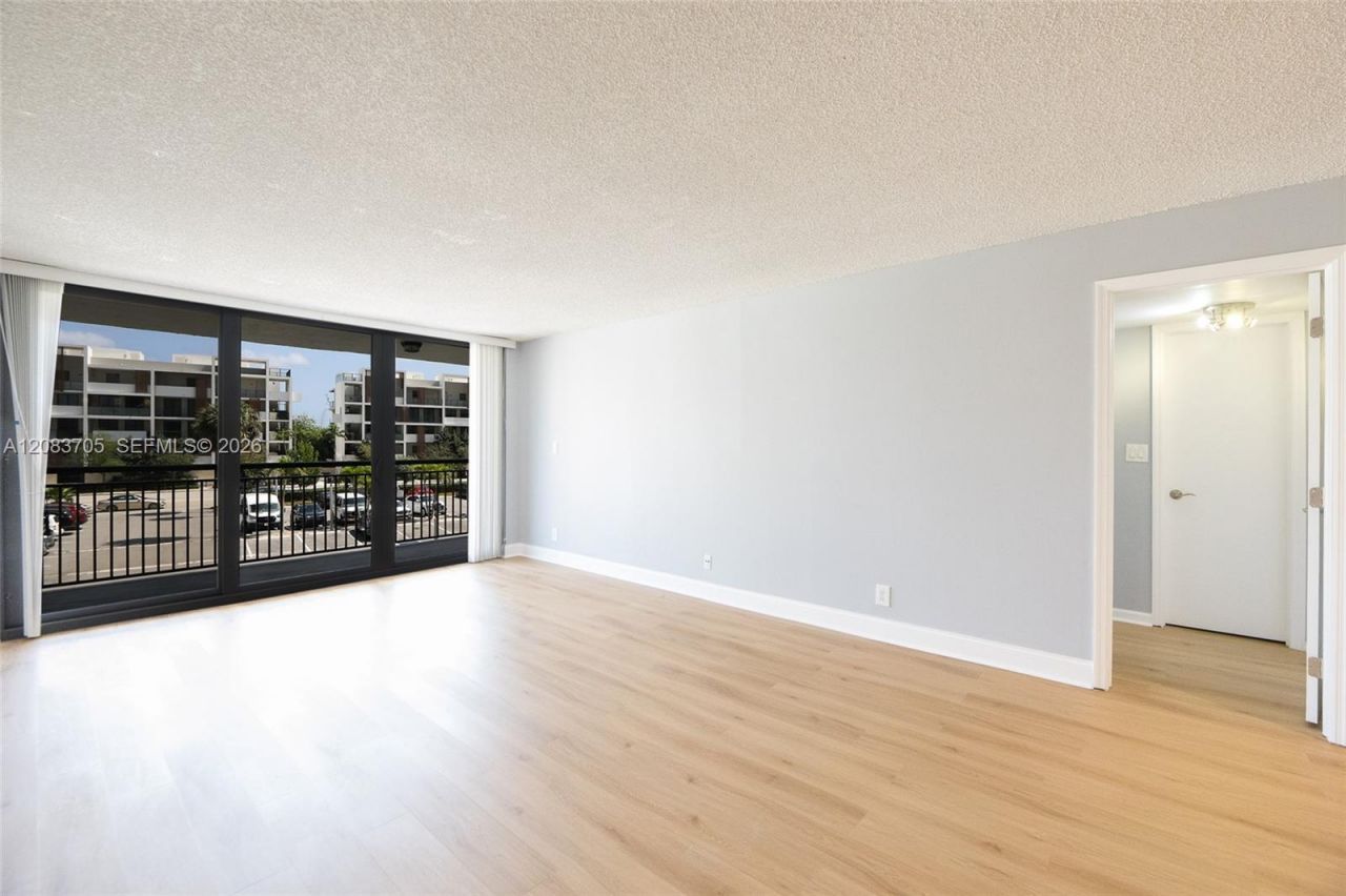 3031 N Ocean Blvd , Unit 305, Fort Lauderdale, FL 33308 Photo