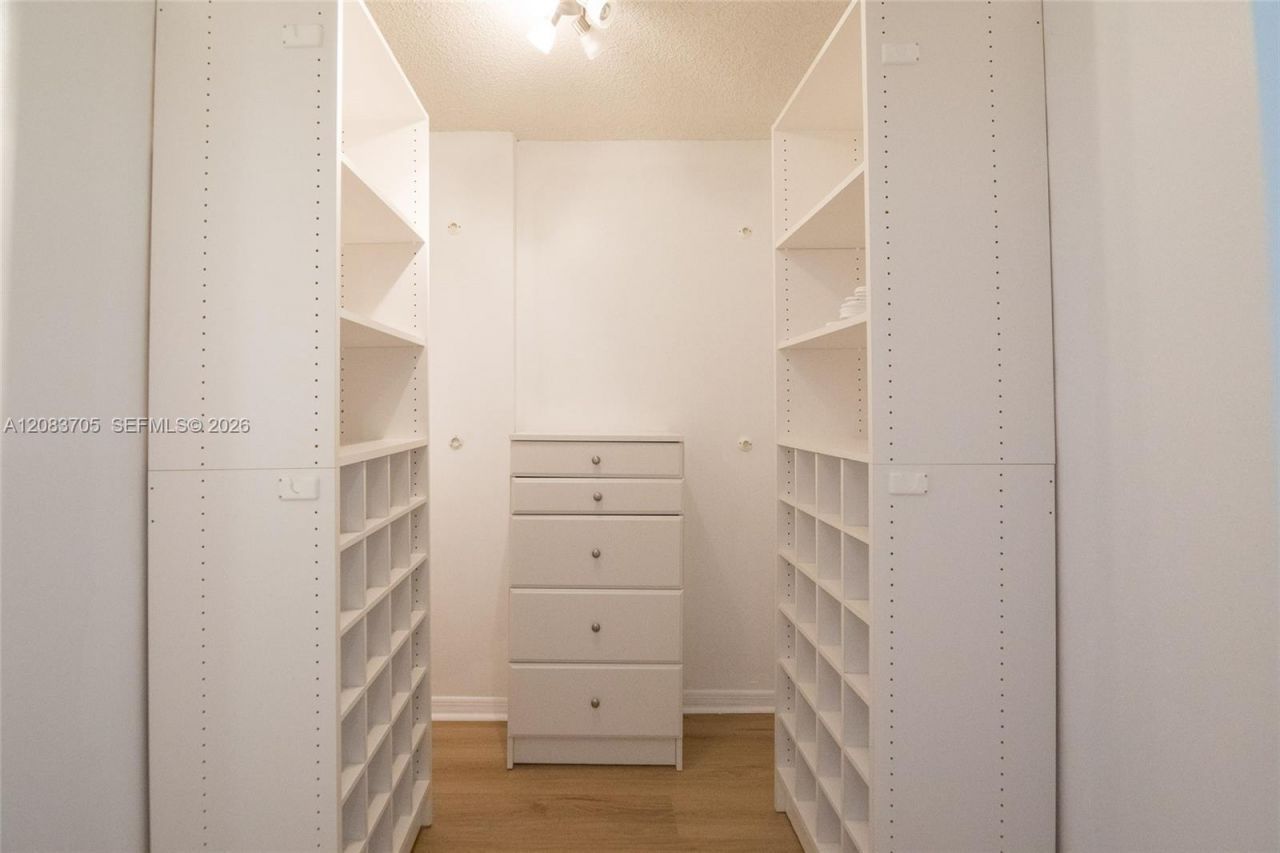 3031 N Ocean Blvd , Unit 305, Fort Lauderdale, FL 33308 Photo