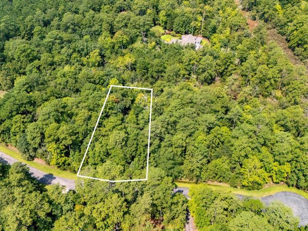 117 Shoreline Court , Oriental, NC 28571