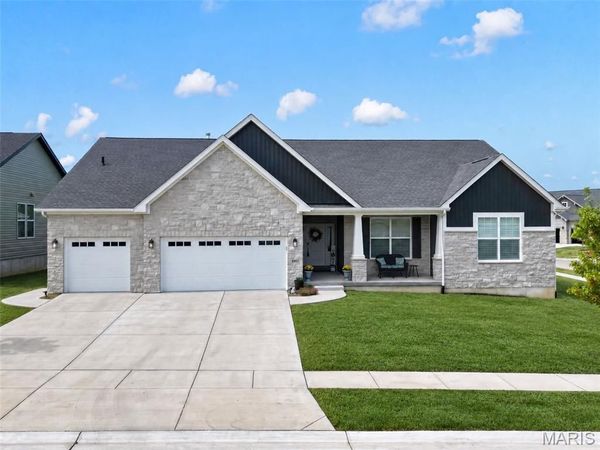 6803 Preservation Parkway, Affton, MO 63123