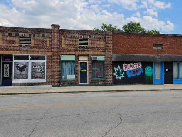 329 E 13th Street , Anderson, IN 46016