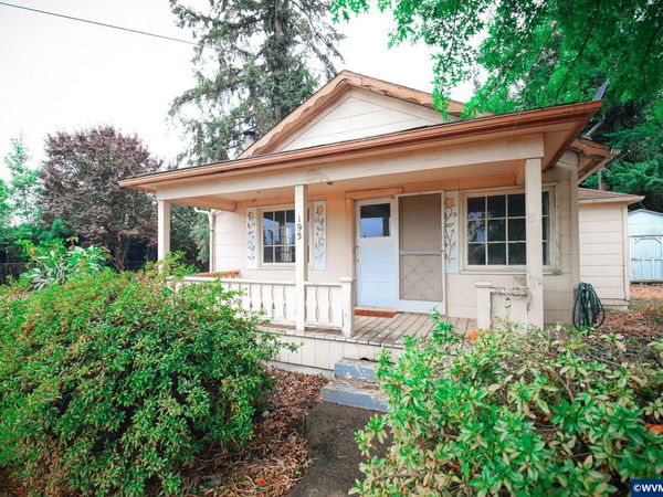 195 Fir St St, Mt Angel, OR 97362