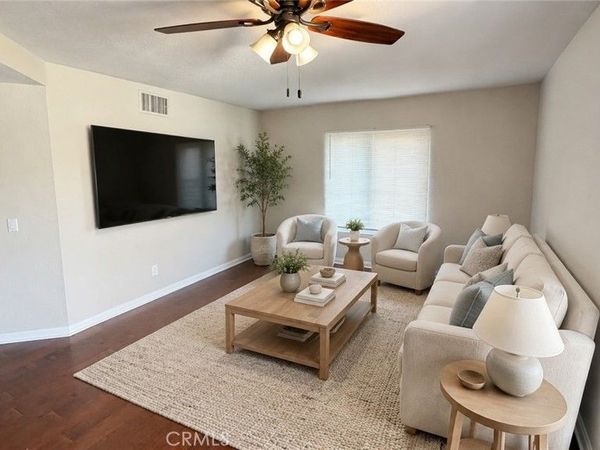 779 Gianni, Unit 204, Corona, CA 92879