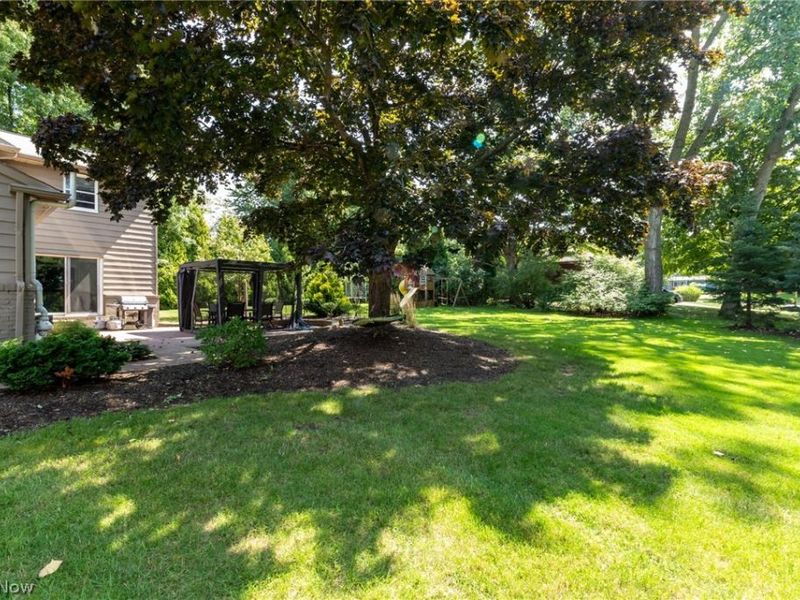 24580 Penshurst Drive, Beachwood, OH 44122 Photo 32