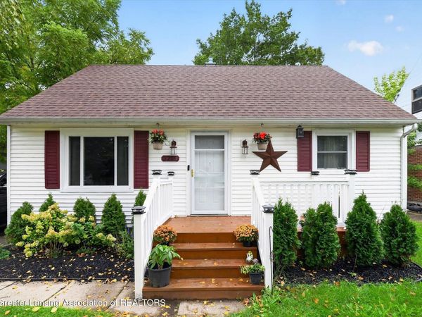 3216 Young Avenue, Lansing, MI 48906