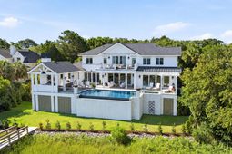 15 Waterway Island Drive photo 4