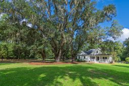 7836 Louis Berry Lane photo 4